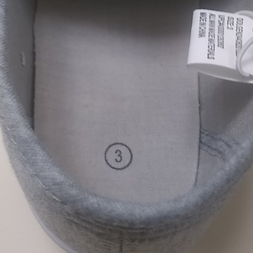 NEW Kids rimestones slip on tennis shoes terry cloth size 3 gray - Picture 2 of 9